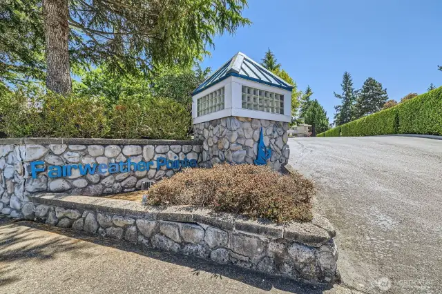 Entrance to Fairweather Pointe