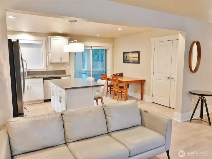 Flow from the Living Room into the Kitchen/Dining Room.