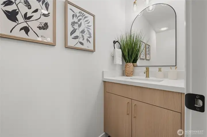 1/2 bath in upper level bedroom.