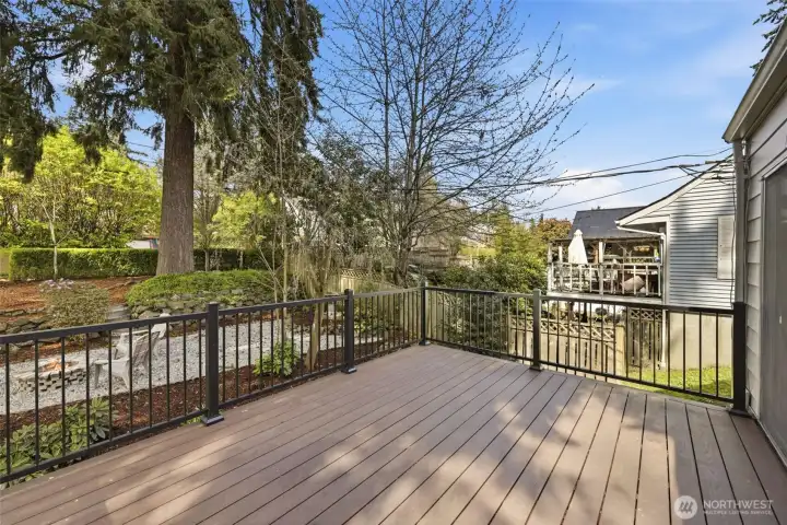 Brand new deck, just in time for summer hosting