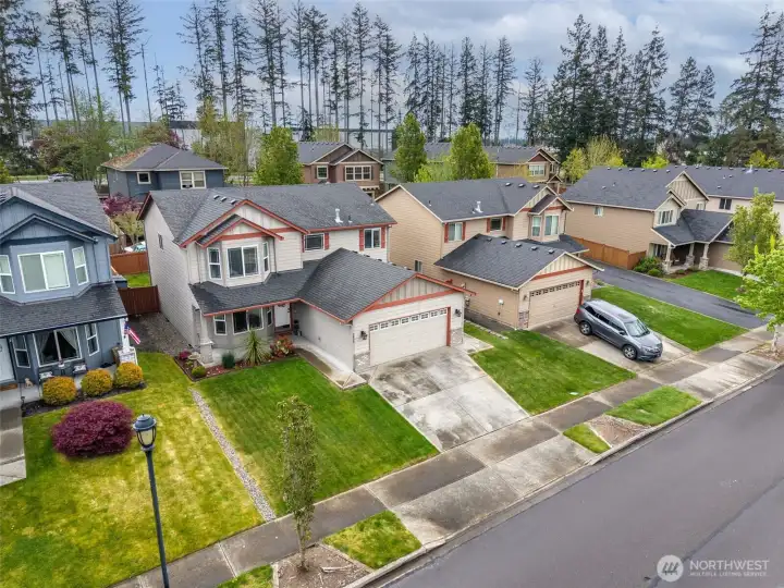 Wonderful 4 bedroom move in ready home!