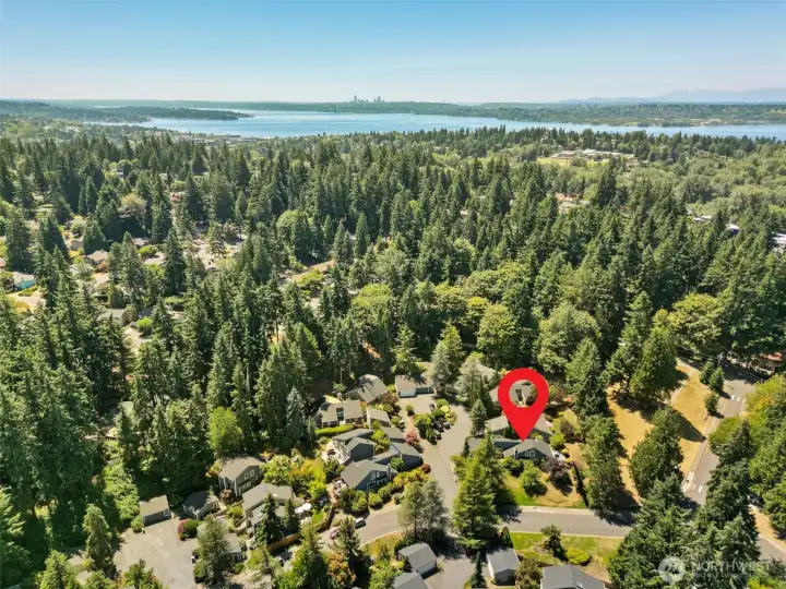 Close to DT Kirkland Close to DT Kirkland