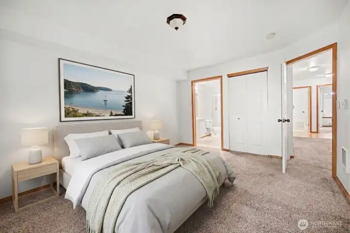 This room has been digitally staged This room has been digitally staged