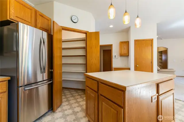 Walk-in pantry