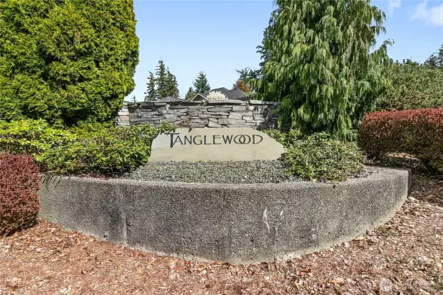 A very small well-kept Tanglewood neighborhood!