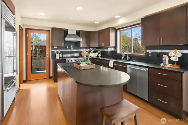 Beautiful kitchen with high end appliances throughout.
