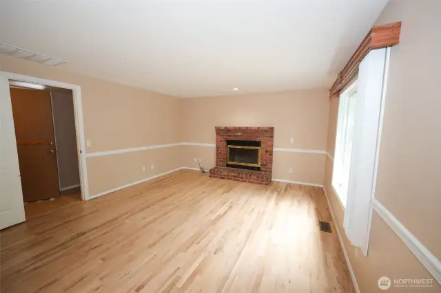 Large family room off kitchen