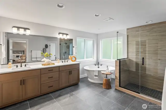 Pictures of model home and are for illustrational purposes only. Actual plans and specs will vary. Some features/finishes are upgrades.