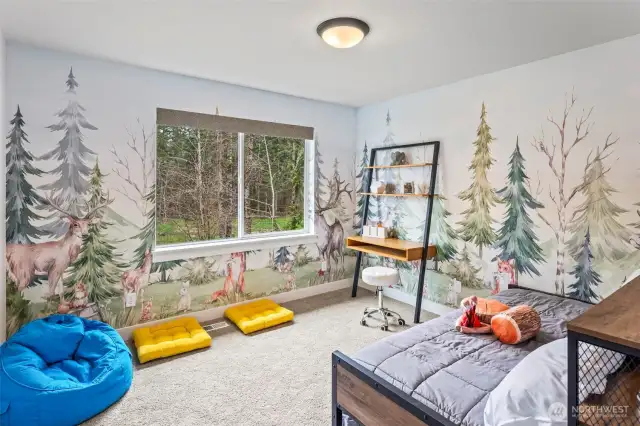 Pictures of model home and are for illustrational purposes only. Actual plans and specs will vary. Some features/finishes are upgrades.