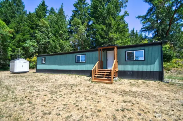 Welcome home to unit 35C!
