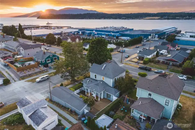 This really shows the proximity of waterfront. You can see the stunning sunset over Cypress Island, the shores of Guemes Island, the Guemes Channel and the marina. Quintessential Old Town at its finest.