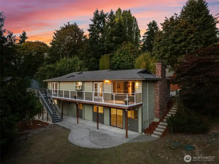 Twilight Back view