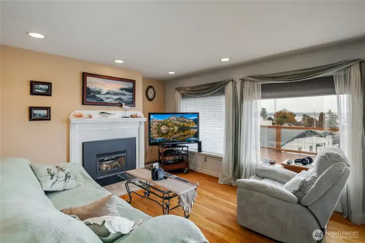 Living Room from Entry