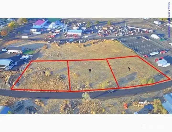 The property lines are approximate and meant to provide a general idea of the location. Please conduct your own due diligence to obtain the exact property boundaries.