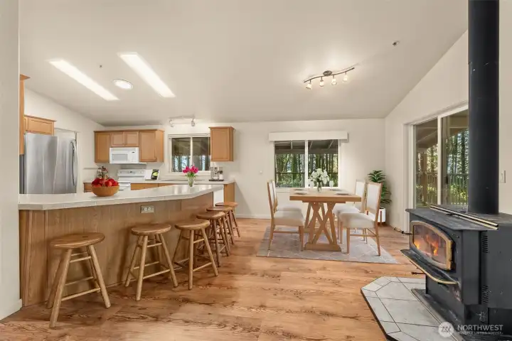 This photo has been digitally staged.