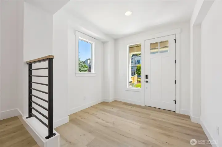 Spacious entry, light and bright