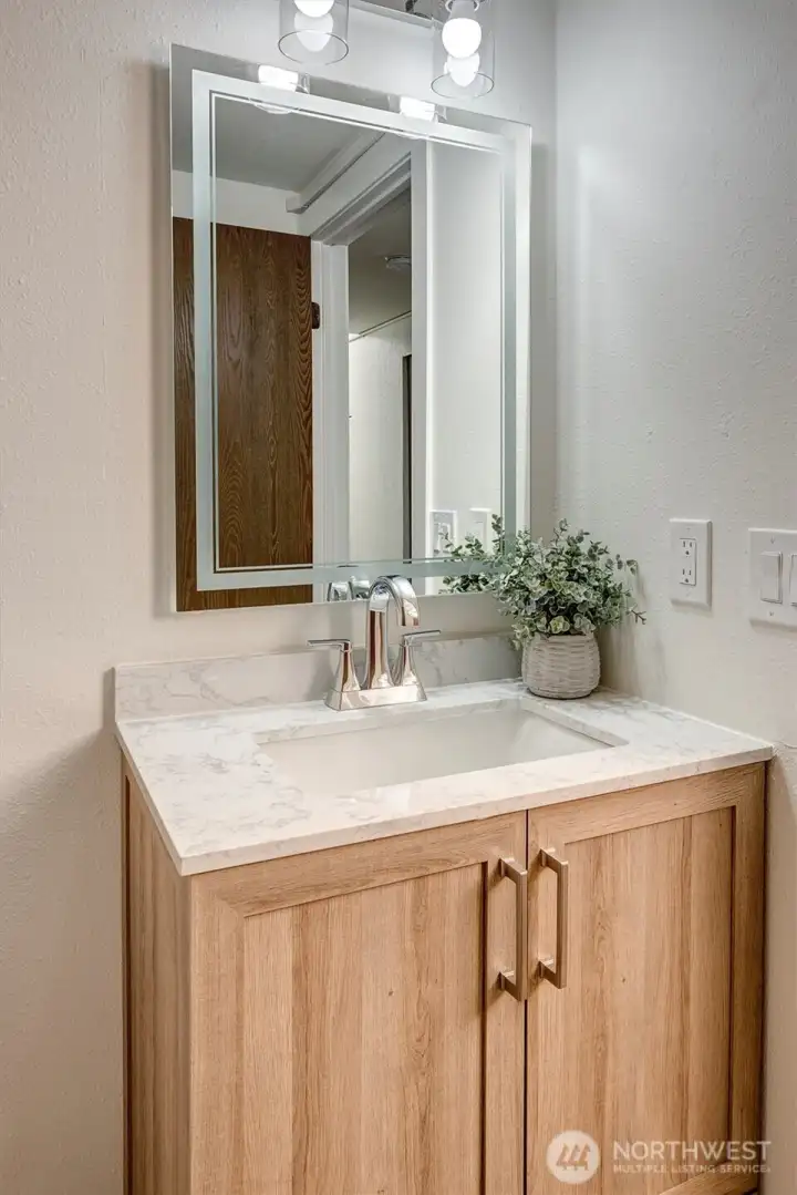 There's even a lit mirror.