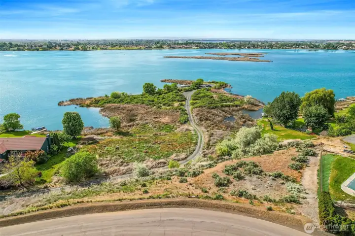 You'll love having elite access to the boat launch and docks! Just a walk away! You'll love having elite access to the boat launch and docks! Just a walk away!