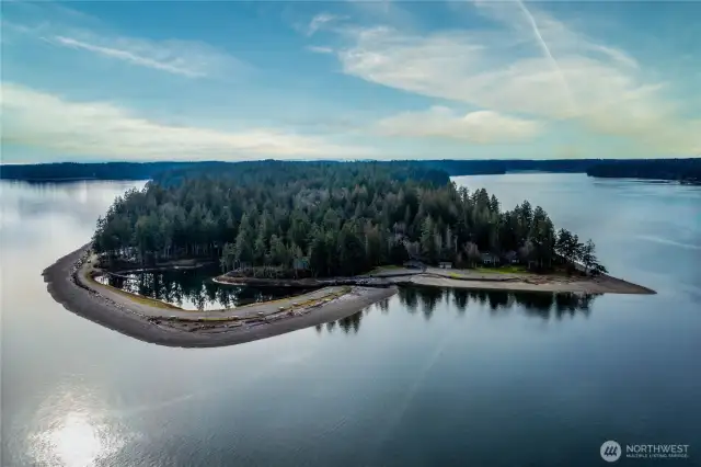 Spit/North Beach at tip of Harstine Island