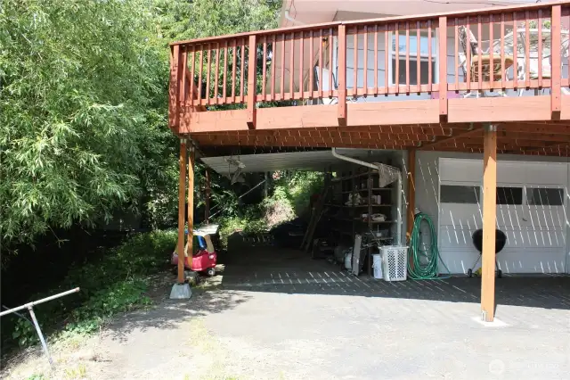carport space would be a great outdoor kitchen location