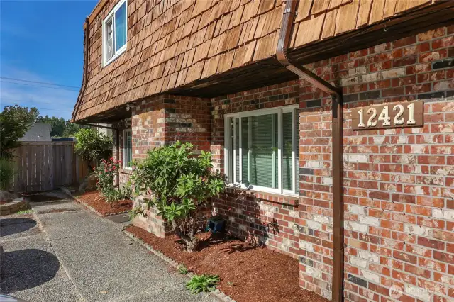 Paved entry