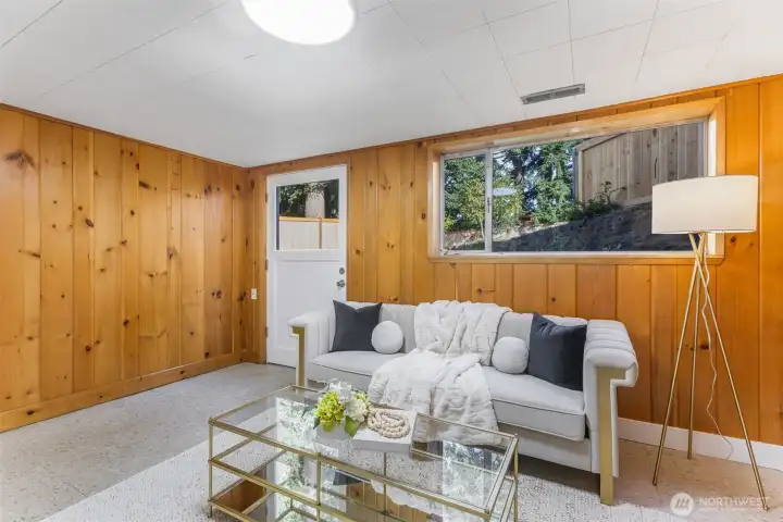 MIL Basement entry