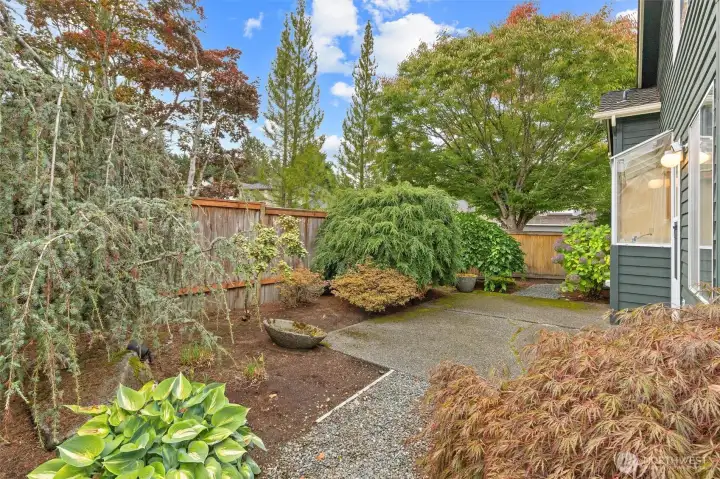GOOD SIZED BACK YARD, FULLY FENCED, SECURE AND PRIVATE .