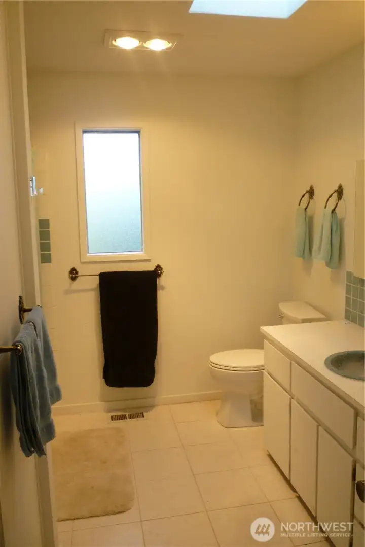 Master Bath with tub