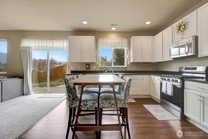 Views out to the backyard and the foothills!