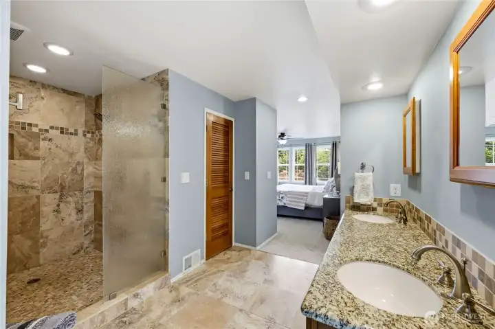 Primary Ensuite Primary Ensuite