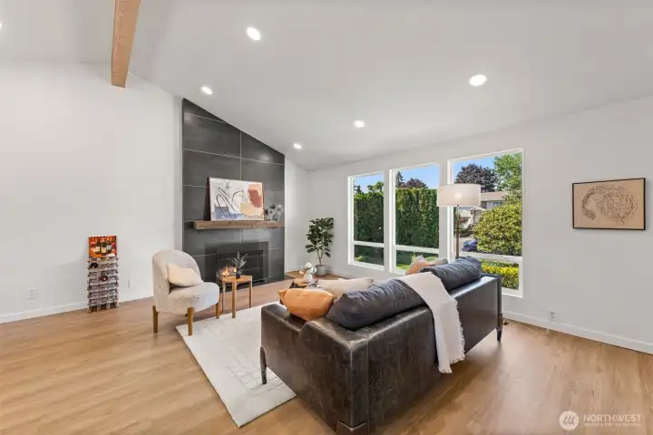 Spacious living room