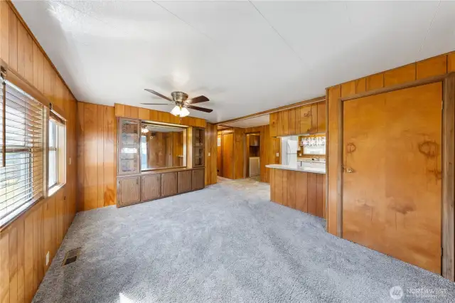 Dining room has built-in china cabinet/hutch
