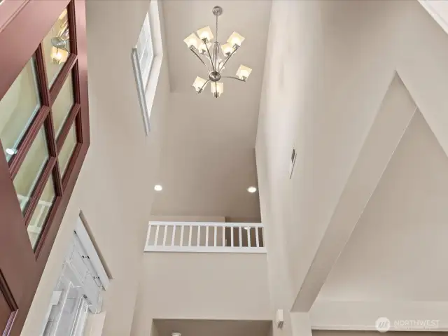 2 story foyer
