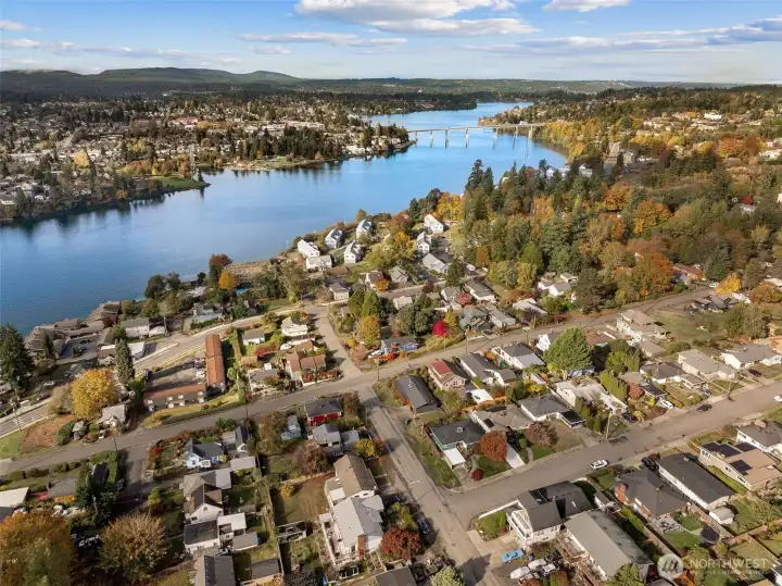 Minutes from the Seattle Bremerton Ferry