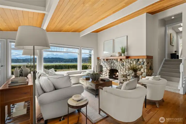 Such a comfortable home!