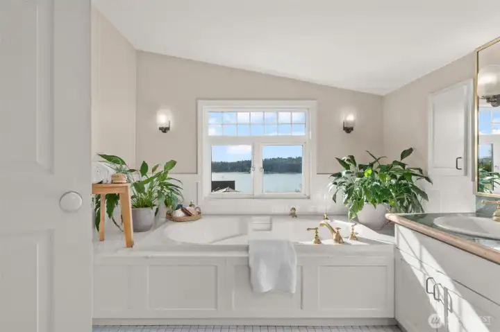 5 piece bath with stunning soaking tub views.