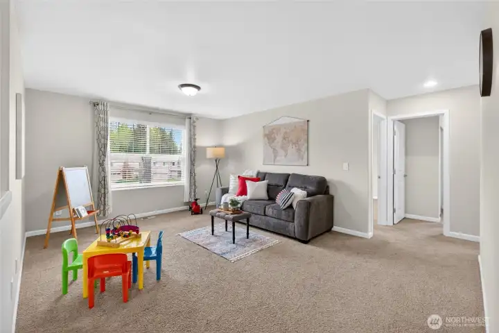 Large bonus loft area