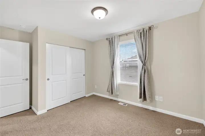 Spare bedroom - 2nd