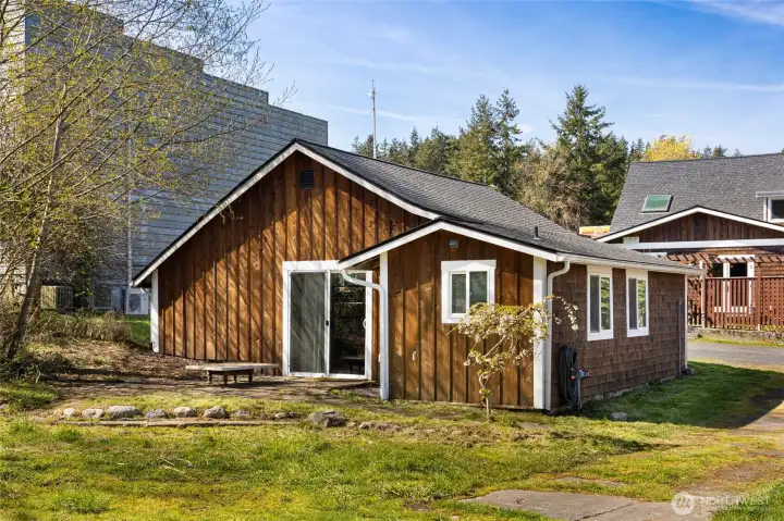 Converted garage w/1/2 bath. This would make a great office.