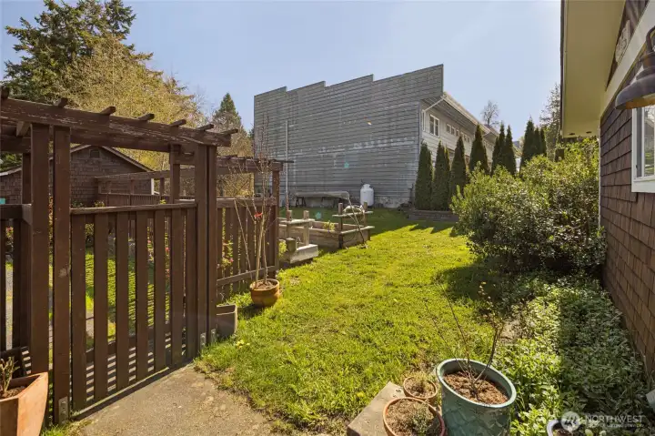 Garden area behind the home.