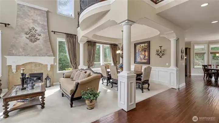 Light-filled great room and dining room