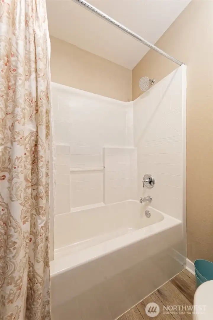 Guest Tub and Shower.