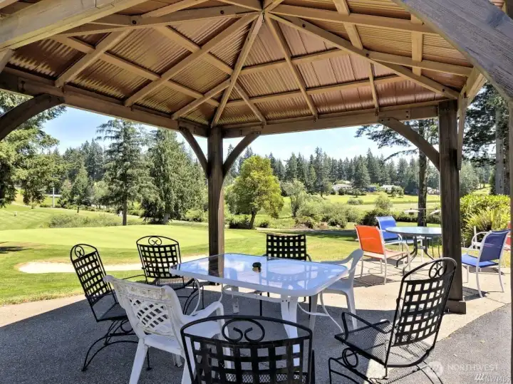 Pro Shop Outdoor Dining