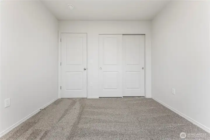 All images may vary. Photos are from previously built home. Photos may include upgrades/furnishings not included in base price.