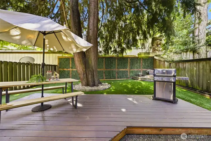 Outdoor Spacious Deck Area Outdoor Spacious Deck Area