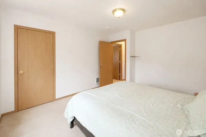 west bedroom west bedroom
