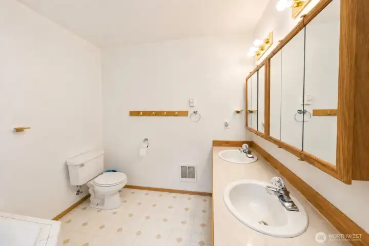 primary ensuite primary ensuite