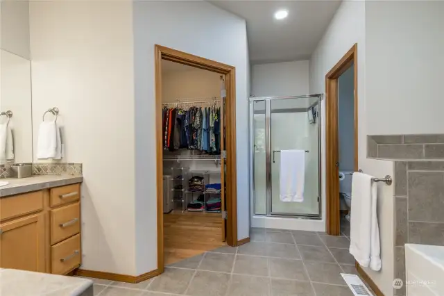 5-Piece primary bath with walk-in closet