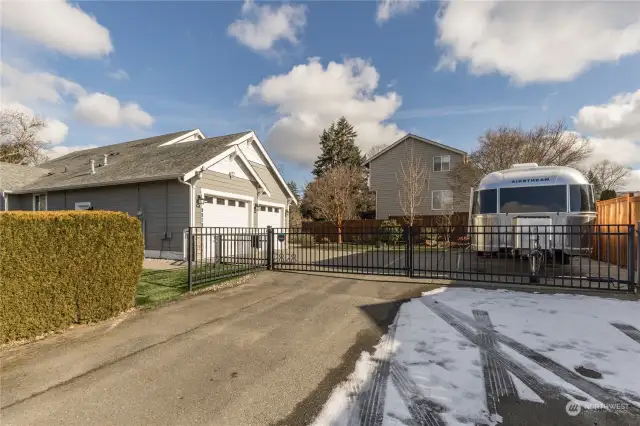 Motorized gate provides extra security