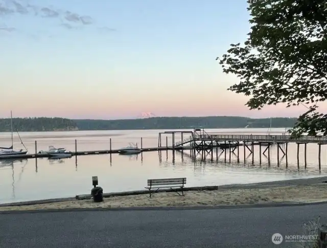 Marina - 2 weeks free moorage per year